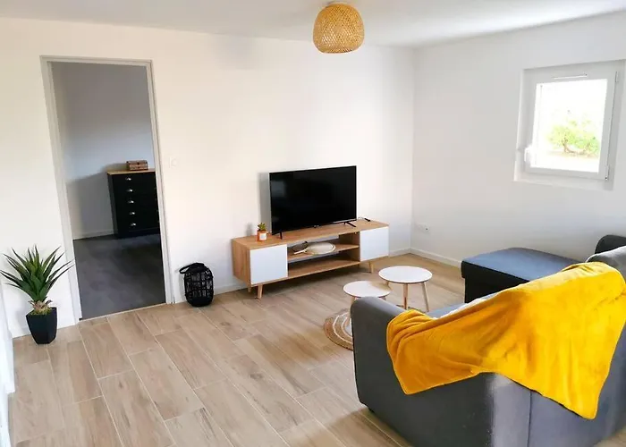 Charmant Appartement, T2 50M2, A Biguglia